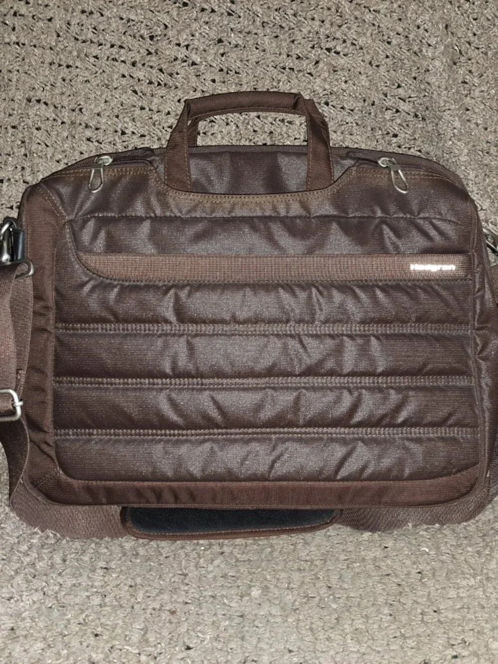 HEDGREN-UTOPIA 14L-Padded Laptop Messenger Travel Bag-Brown-Quilted-Near Mint